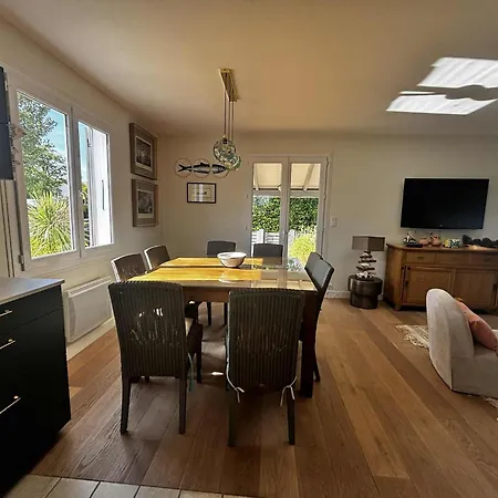 Casa vacanze Charmante Maison Rénovée à 200 M De La - Fr-1-194-316 La Faute-sur-Mer