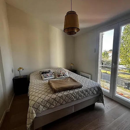 Charmante Maison Rénovée à 200 M De La - Fr-1-194-316 La Faute-sur-Mer