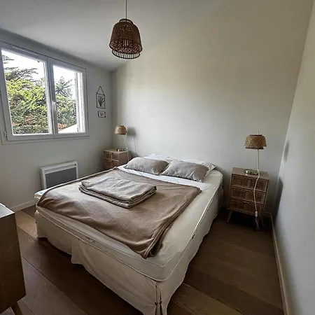 Charmante Maison Renovee A 200 M De La - Fr-1-194-316 *