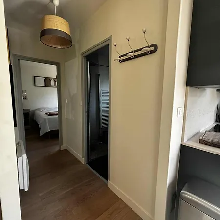 Hébergement de vacances Charmante Maison Rénovée à 200 M De La - Fr-1-194-316 *