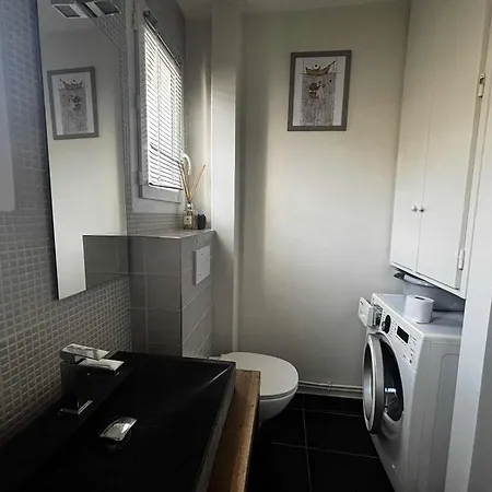 Charmante Maison Renovee A 200 M De La