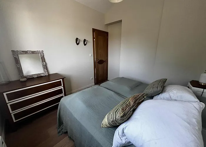 Hébergement de vacances Charmante Maison Rénovée à 200 M De La - Fr-1-194-316 La Faute-sur-Mer